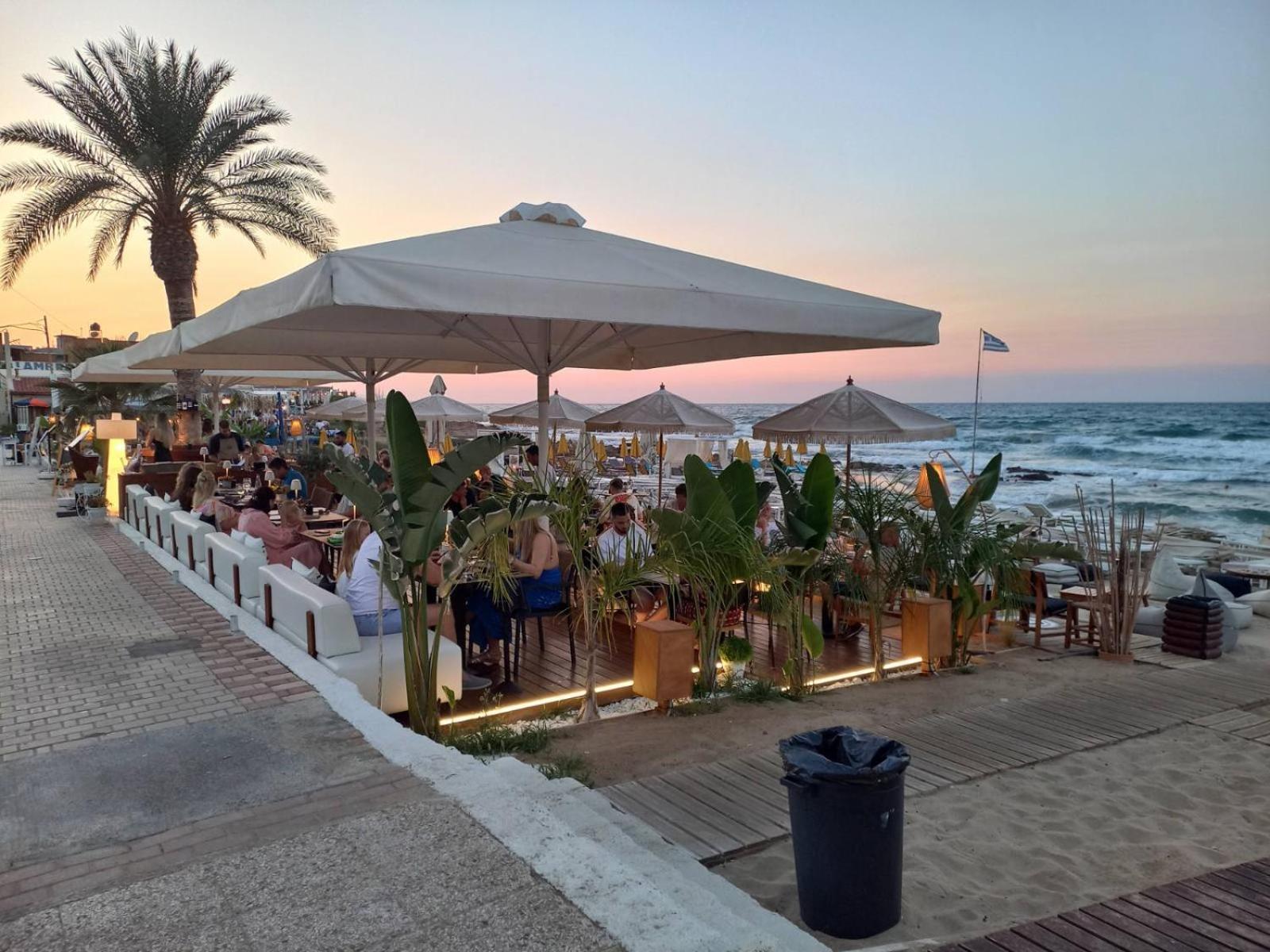 Stalis Lux Beach Apartment Bagian luar foto