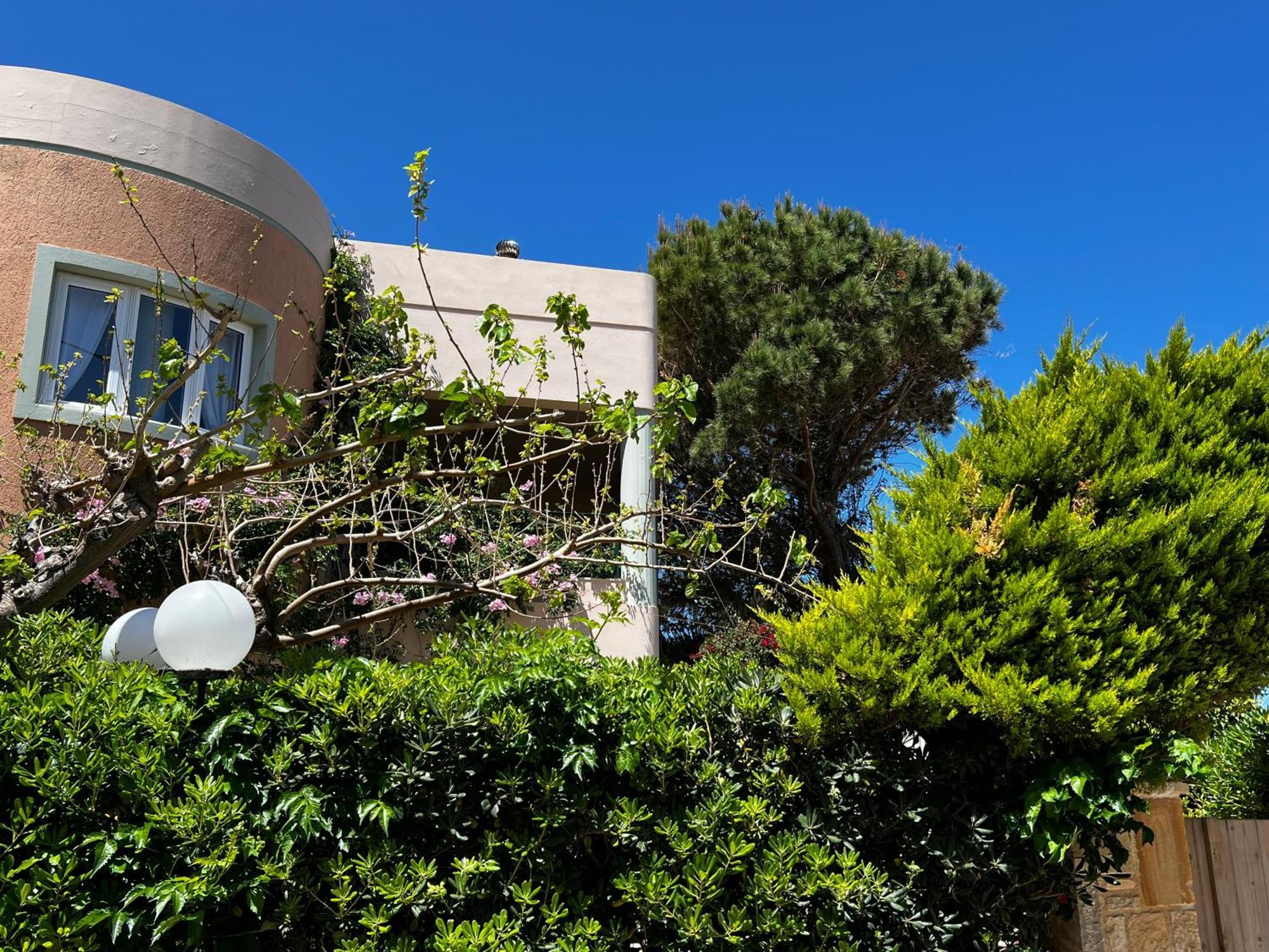 Stalis Lux Beach Apartment Bagian luar foto